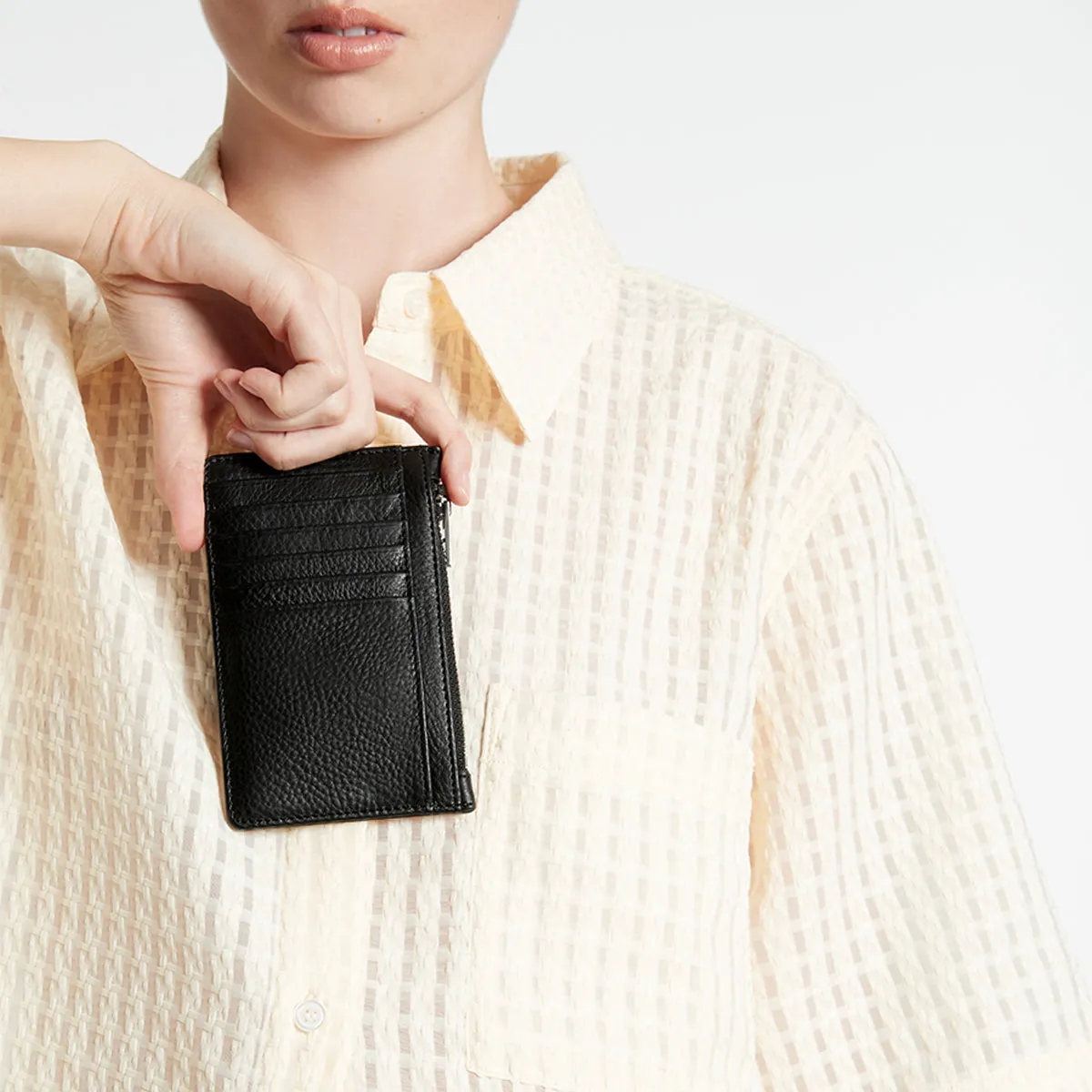 Avoiding Things Wallet - Black
